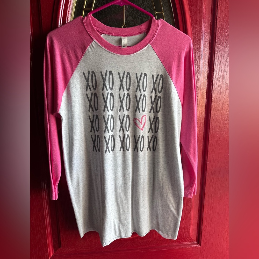 XOXO 3/4 Sleeve Tee